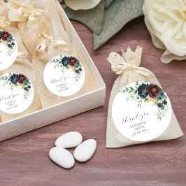 Elegant Burgundy Floral Blooms & Greenery wedding ラウンドシール