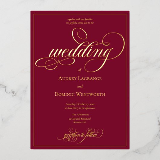 Elegant Burgundy Gold Wedding Script Calligraphy 箔招待状 (正面)