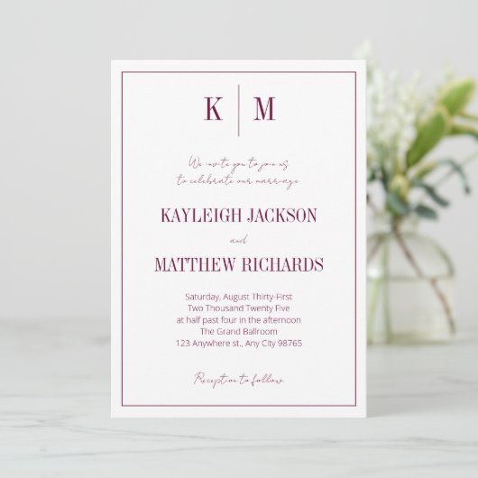 Elegant Burgundy Monogram Wedding 招待状 (スタンド正面)