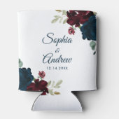 Elegant Burgundy & Navy Rustic Wood Wedding 缶クーラー (裏面)