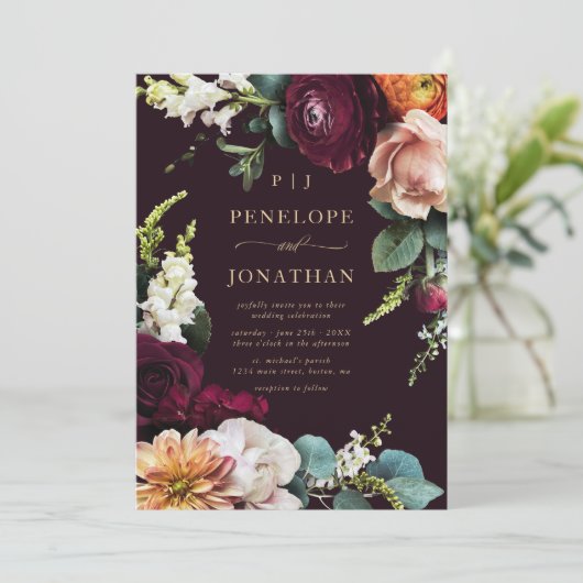 Elegant Burgundy Pink Floral Gold Script Wedding  招待状 (スタンド正面)