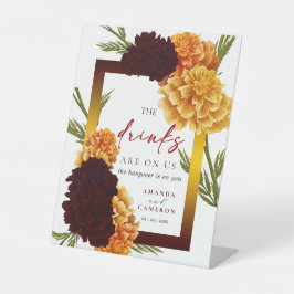 Elegant Burgundy Red "Marigold" Open Bar Wedding 台座サイン