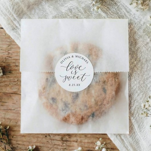 Elegant Calligraphy Love is Sweet Wedding ラウンドシール