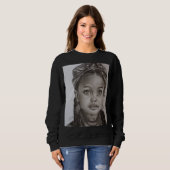 Elegant Charcoal & Pencil Girl Portrait Illustrati スウェットシャツ (正面フル)