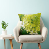 Elegant Chartreuse Green Limelight Hydrangea クッション (椅子)