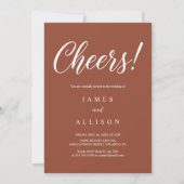 Elegant Cheers Script Terracotta Wedding  招待状 (正面)