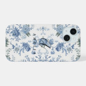 Elegant Chinoiserie Blue Toile  iPhone 15ケース (裏面横)
