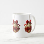 Elegant Christmas Ornament Beige and Red コーヒーマグカップ (正面右)