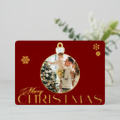 Elegant Christmas Ornament Photo Red and Gold 箔シーズンカード (立ち正面)
