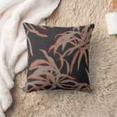Elegant Copper and Black Tropical Leaf Throw Pillo クッション (ブランケット)