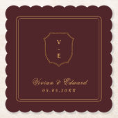 Elegant Crest Monogram Burgundy and Gold Wedding ペーパーコースター (正面)