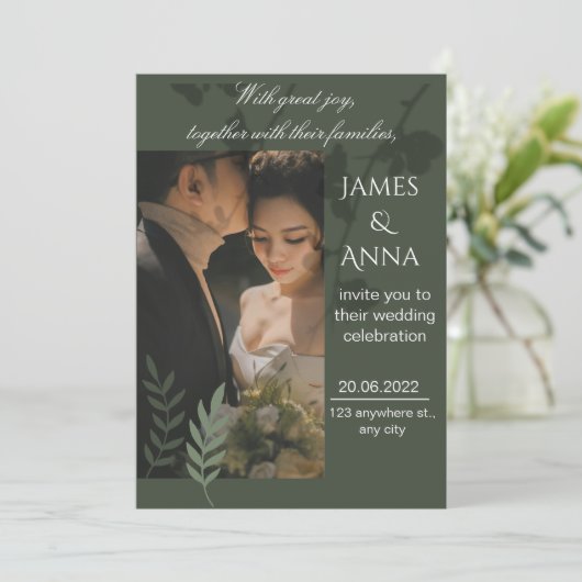 Elegant customizable olive green wedding 招待状 (スタンド正面)