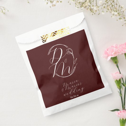 Elegant Delicate Floral Wedding Logo Deep Burgundy フェイバーバッグ (封をした状態)