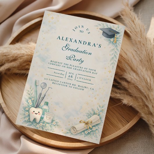 Elegant Dentist White Coat Graduation 招待状