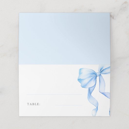 Elegant Dusty Blue Bow Bridal Shower Table プレイスカード (外部開封)
