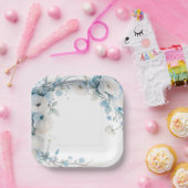 Elegant Dusty Blue Floral Baby Shower ペーパープレート (パーティー)