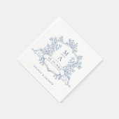 Elegant Dusty Blue Floral Crest Monograms Wedding スタンダードカクテルナプキン (角)