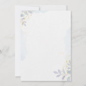 Elegant Dusty Blue Floral Gold Frame Wedding 招待状 (裏面)