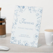 Elegant Dusty Blue Floral Wedding Favors 台座サイン (インサイチュ)