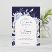 Elegant Dusty Blue Navy Floral Arch Wedding 招待状 (スタンド正面)