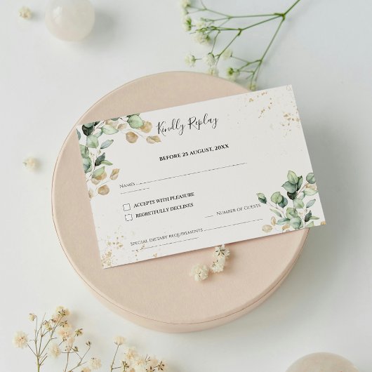 Elegant Eucalyptus Leaves & Gold Accents Wedding 出欠カード