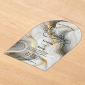Elegant Faux Gold, Grey and White Marbled Wedding アクリル招待状 (レイダウン)