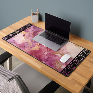 Elegant Faux Marble Black Ornate Trim デスクマット