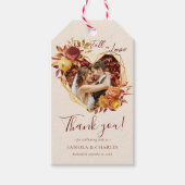 Elegant Floral Boho Fall in Love Photo Wedding ギフトタグ (正面)