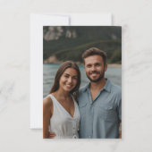 Elegant Floral Crest Monogram Photo Invitation 招待状 (裏面)