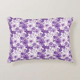 Elegant floral pattern in purple tones アクセントクッション