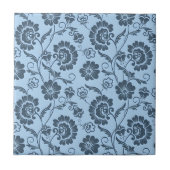 Elegant Floral Pattern on Light Blue Back タイル (正面)