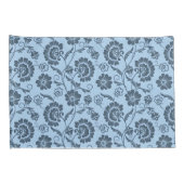 Elegant Floral Pattern on Light Blue Back 枕カバー (裏面-右)