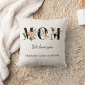 Elegant Floral Personalized Mom Throw Pillow Gift クッション (ブランケット)