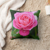 Elegant Floral Pink Rose Garden Accent Pillow クッション (ブランケット)