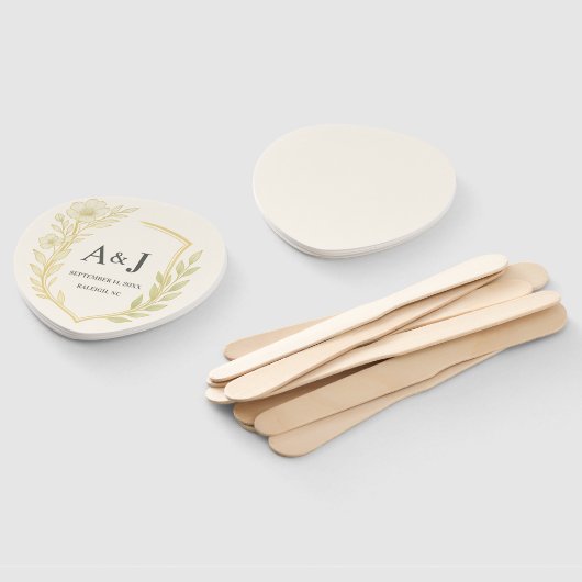 Elegant Floral Wedding Crest Monogram Ivory ハンドファン (組立なし)