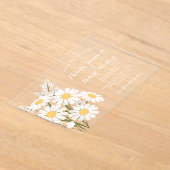 Elegant Floral White Daisies Bouquet Wedding アクリル招待状 (レイダウン)