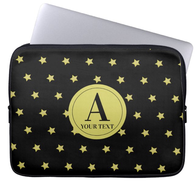 Elegant Gold & Black Star Pattern Monogram ラップトップスリーブ (正面)