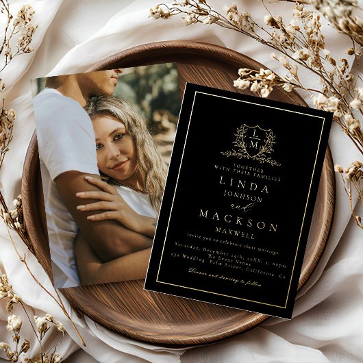 Elegant  gold botanical crest monogram wedding fo 箔招待状