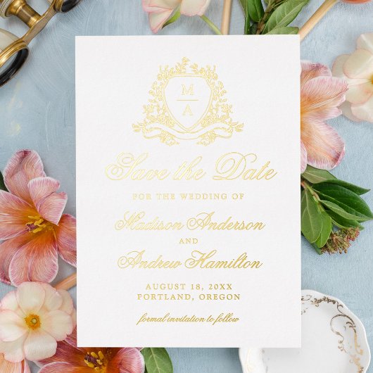 Elegant Gold Crest Monogram Wedding Save The Date 箔招待状