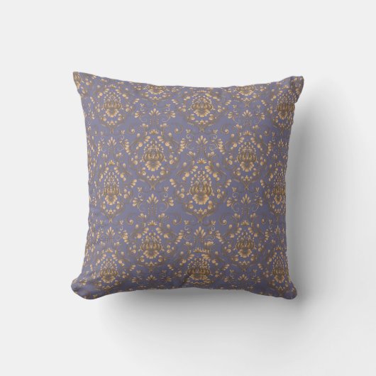 Elegant Gold Damask on Periwinkle Blue クッション (正面)