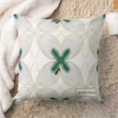 Elegant Gold Eucalyptus Holiday Pillow – MerryMist クッション (ブランケット)