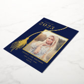Elegant Gold Foil Tassel Graduation Announcement 箔招待状 (回転した状態)