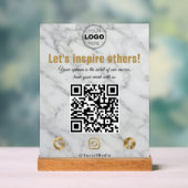 Elegant Gold Marble Modern Business QR Code アクリルサイン (ニュートラル)