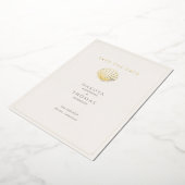 Elegant Gold Seashell  Wedding Save the Date 箔シーズンカード (回転した状態)