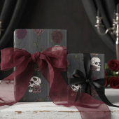 Elegant Gothic Skull & Rose Stripes ラッピングペーパー