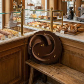 Elegant Gourmet Dark Chocolate Truffle Decadent ラウンドクッション