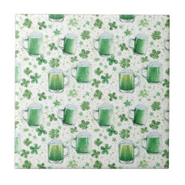 Elegant Green Beer Mugs and Shamrocks White タイル