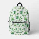 Elegant Green Beer Mugs and Shamrocks White プリントバックパック (正面)