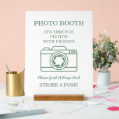 Elegant Green Botanical Wreath Wedding Photo Booth アクリルサイン (ウェディング)