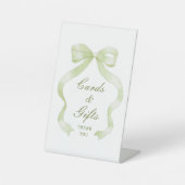 Elegant Green Bow Cards & Gifts 台座サイン (正面)